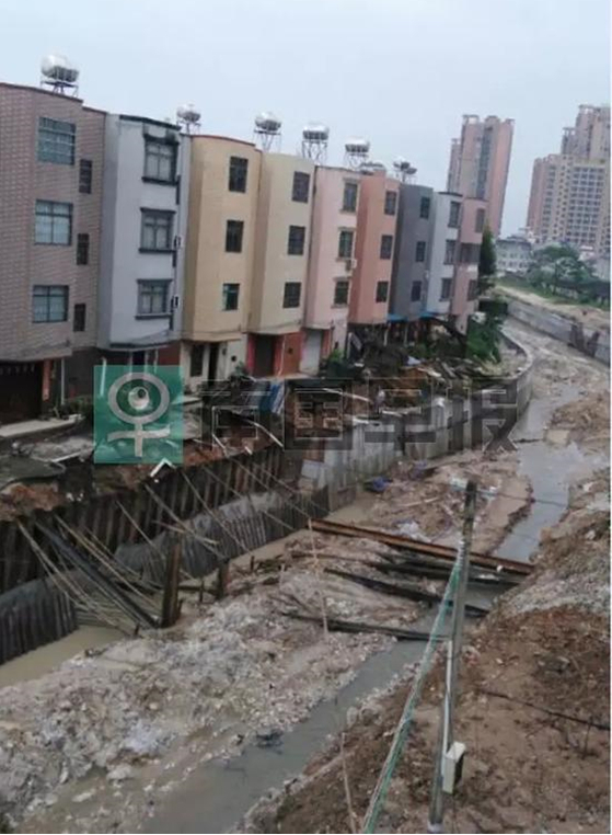 嚇人!小區(qū)樓房降沉、樓體開裂,最寬能伸進成人手掌